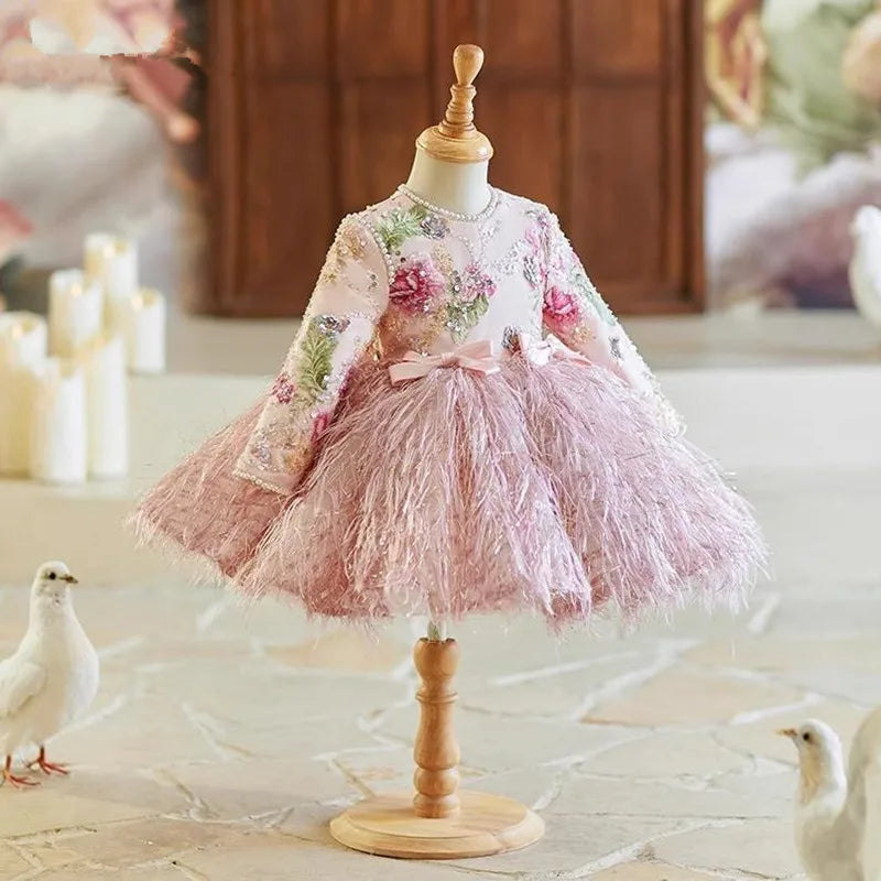デラックス ピンクフェザー&フローラル刺繍ドレス